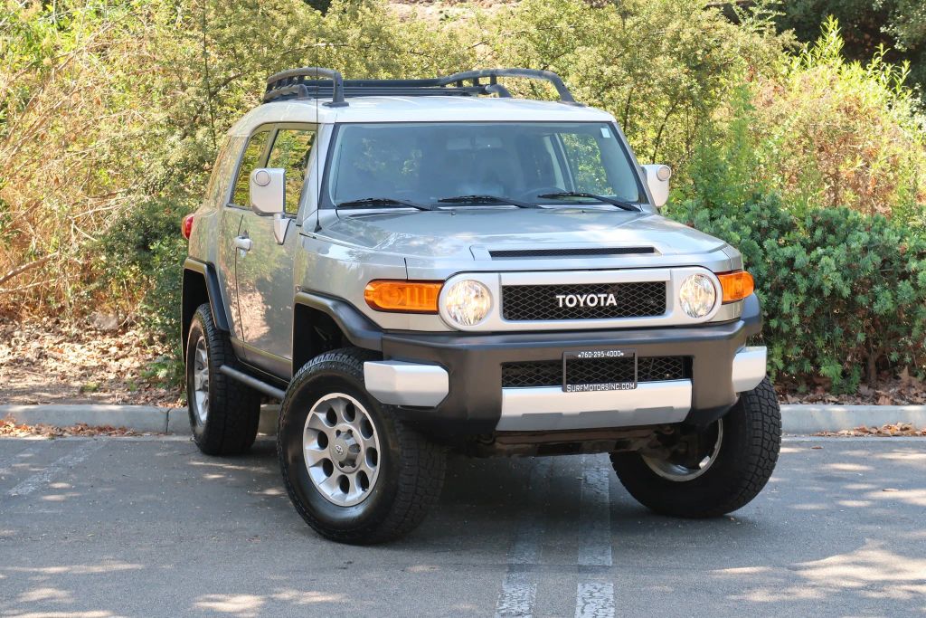 toyota fj cruiser 2011 JTEBU4BF8BK106026 image toyota fj cruiser 2011 JTEBU4BF8BK106026 image